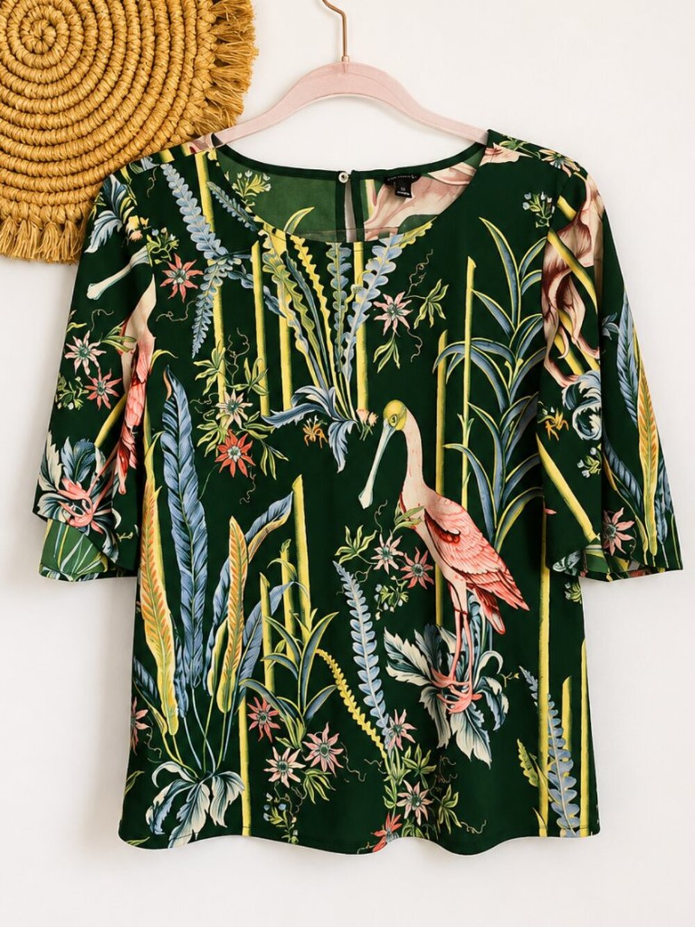 Ann Taylor Reed Garden Botanical Floral Flutter Sleeve Jersey Knit Top SZ Medium